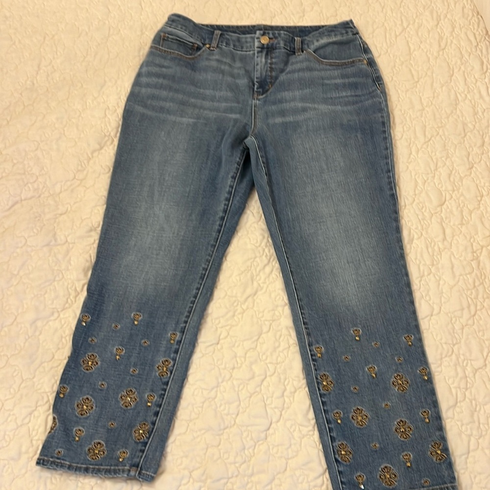 Size 1 R Chico's So Slimming girlfriend slim leg ankle jeans